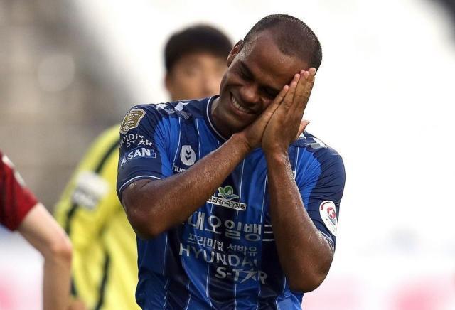 咪咕体育直播-亚冠金靴想签中超队后再外租回蔚山 只为踢世俱杯